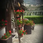 Maison Lazier Bed & Breakfast 3*