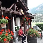 Maison Lazier 3* Châtillon