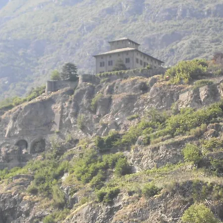 Maison Lazier 3* Châtillon