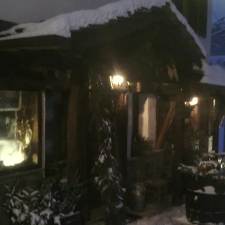 Maison Lazier Bed & Breakfast