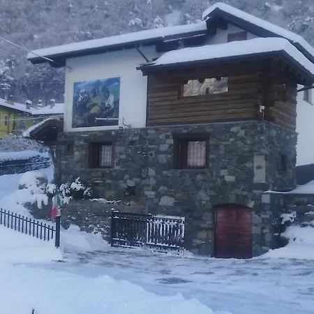 Maison Lazier 3* Châtillon